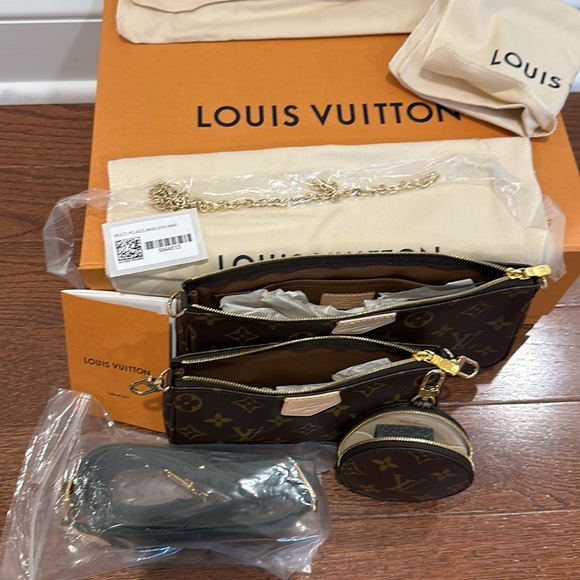 Louis Vuitton Multi Pochette Accessoires - Picture 12 of 12